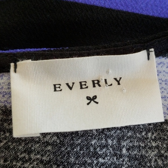 Everly Dress - Picture 4 of 5